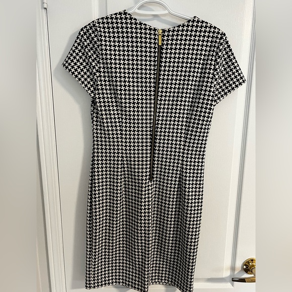 Michael Kors dress - Picture 2 of 3